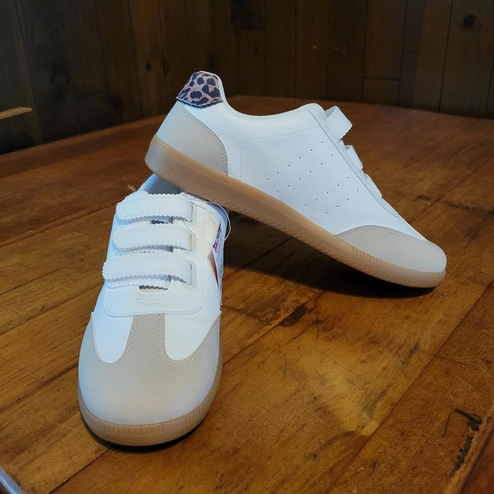 Dolce Vita Womens Sneakers White Leather US 9.5 Cheetah Accent Hook And Loop